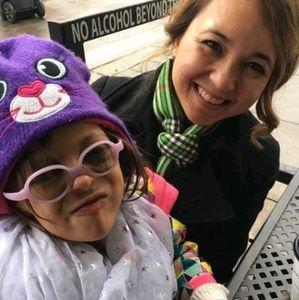 Meet your Posher, Crystal